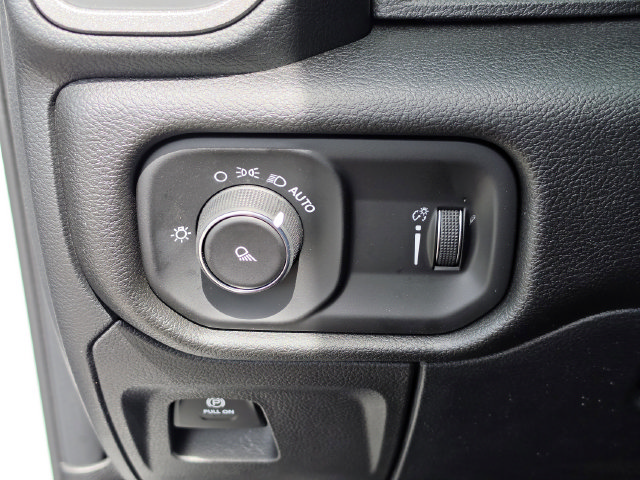 Used 2026 RAM 1500 Tradesman RWD image 27