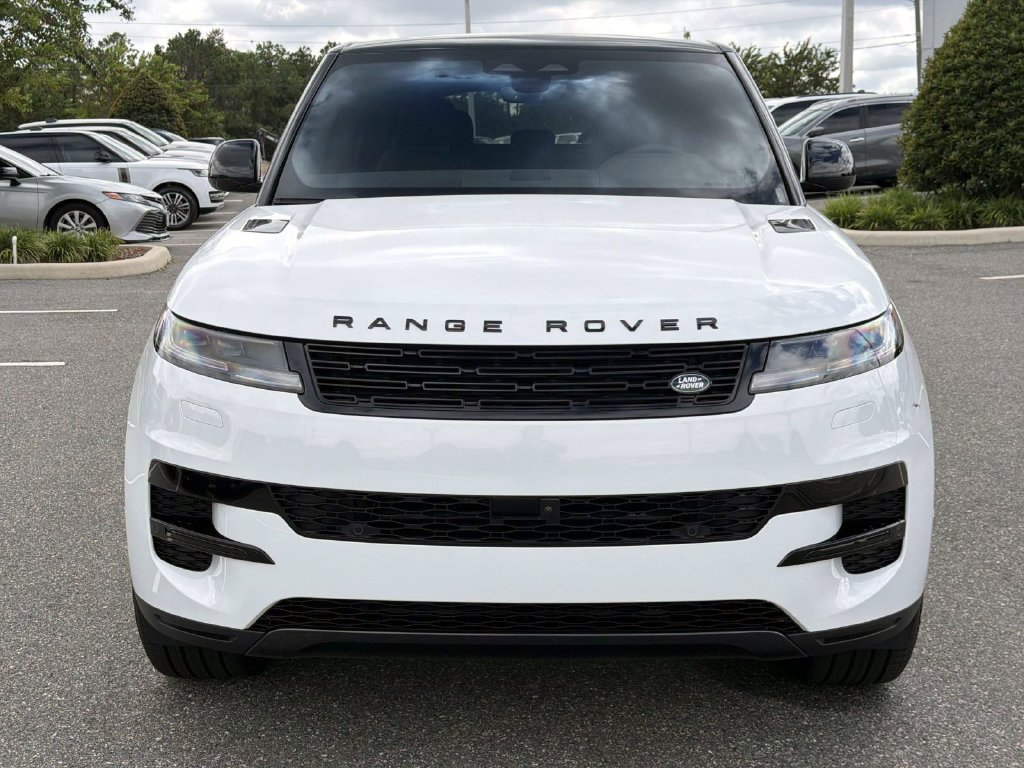 New 2027 Land Rover Range Rover Sport SE AWD/4WD image 8