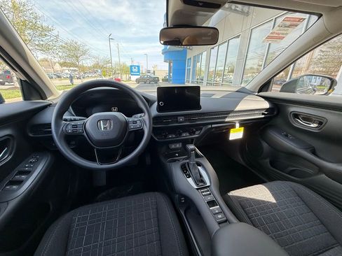 New 2026 Honda HR-V LX image 15