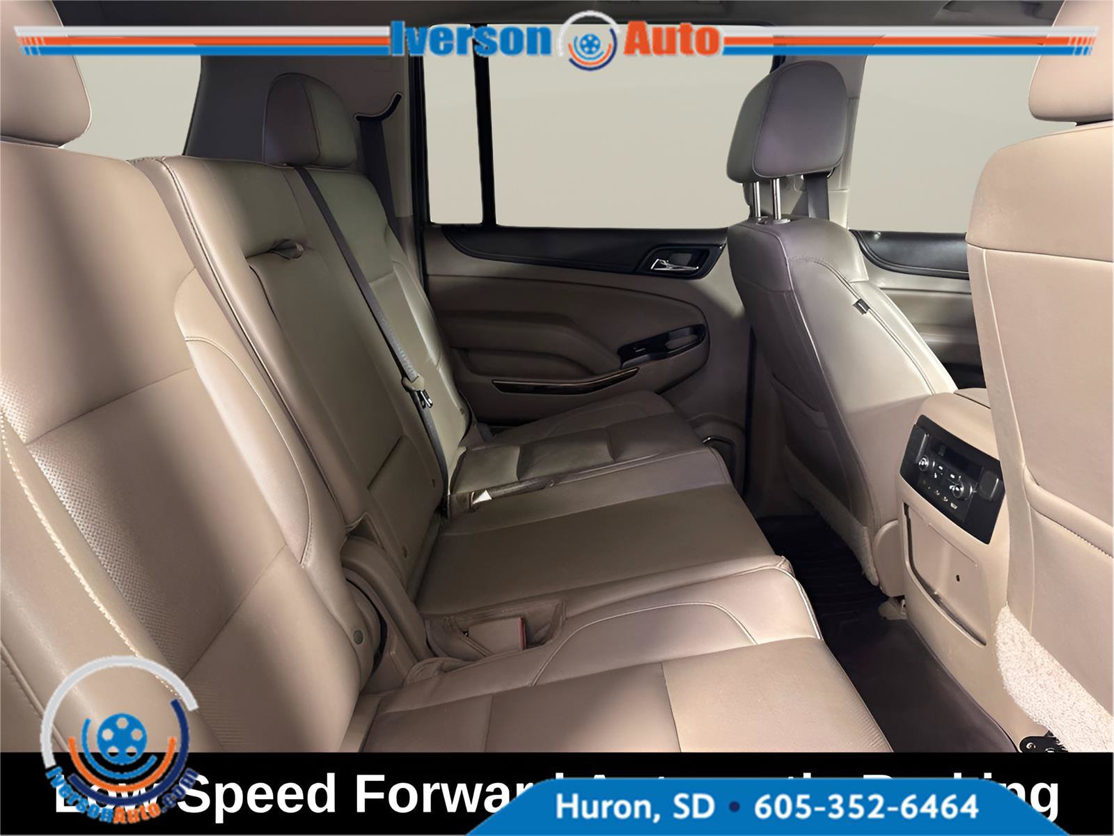 Used 2019 GMC Yukon XL SLT w/ Open Road Package AWD/4WD image 33