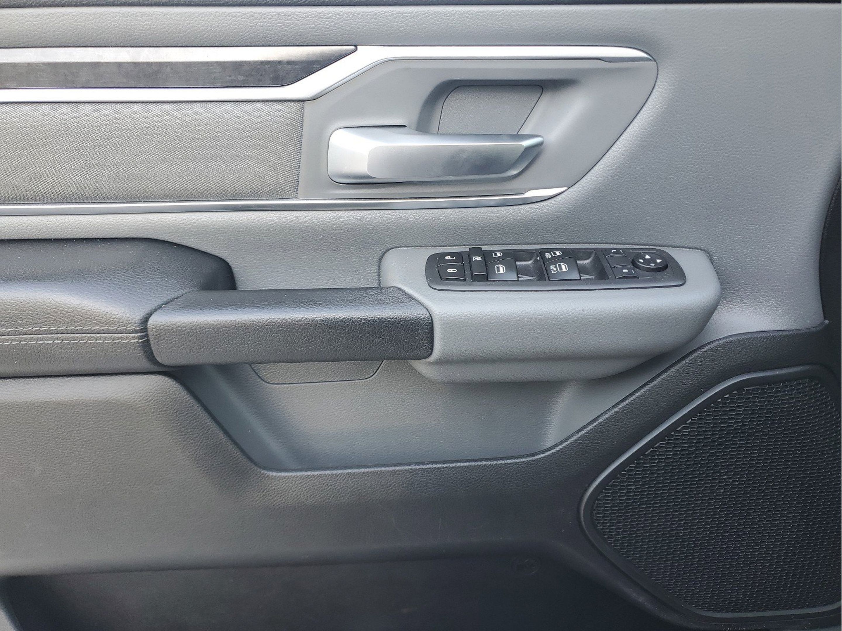Used 2020 RAM 1500 Big Horn AWD/4WD image 17