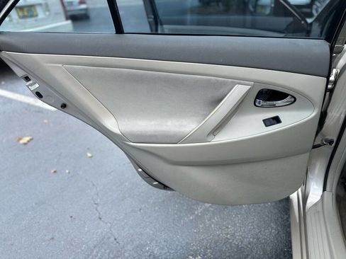 Used 2008 Toyota Camry image 12