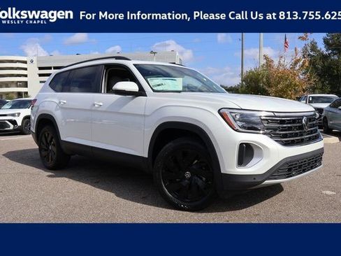 New 2026 Volkswagen Atlas SE image 1