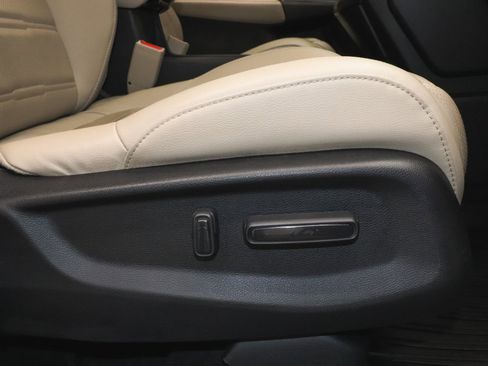 Used 2017 Honda CR-V EX-L image 24