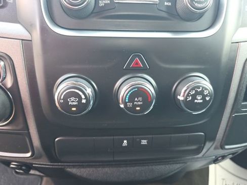 Used 2017 RAM 1500 Express w/ Express Value Package image 20