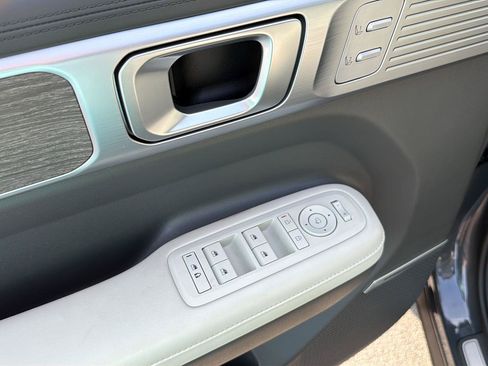 Used 2024 Hyundai Santa Fe Calligraphy FWD image 33