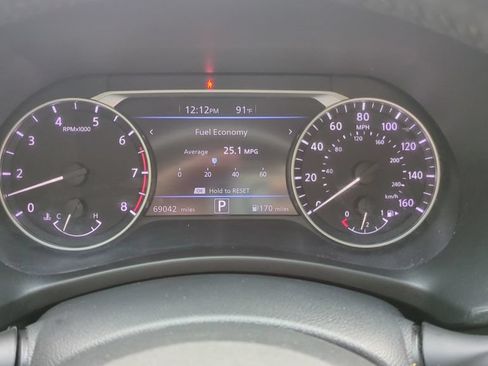 Used 2022 Nissan Sentra SV w/ Lighting Package FWD image 18