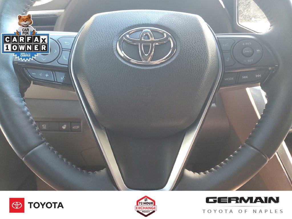 Used 2021 Toyota Venza Limited AWD/4WD image 24