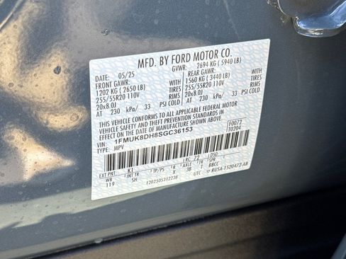 New 2025 Ford Explorer Active w/ Active Comfort Package image 30