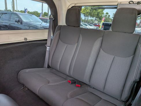 Used 2015 Jeep Wrangler Sahara w/ Connectivity Group AWD/4WD image 17