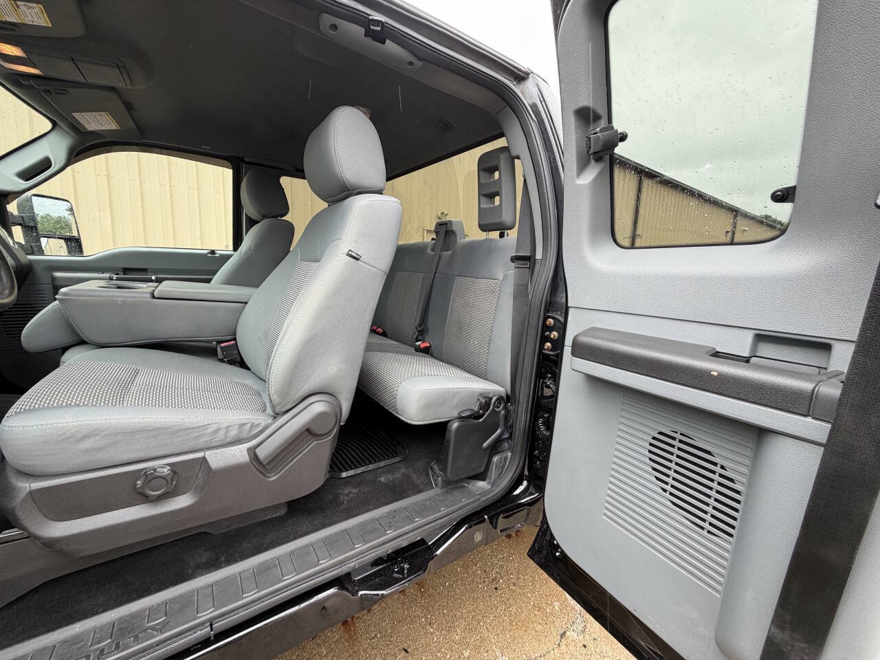 Used 2012 Ford F250 XLT w/ Snow Plow Prep Pkg AWD/4WD image 16
