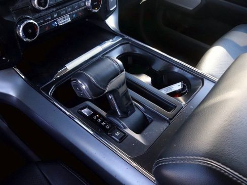 Used 2022 Ford F150 Lariat image 21