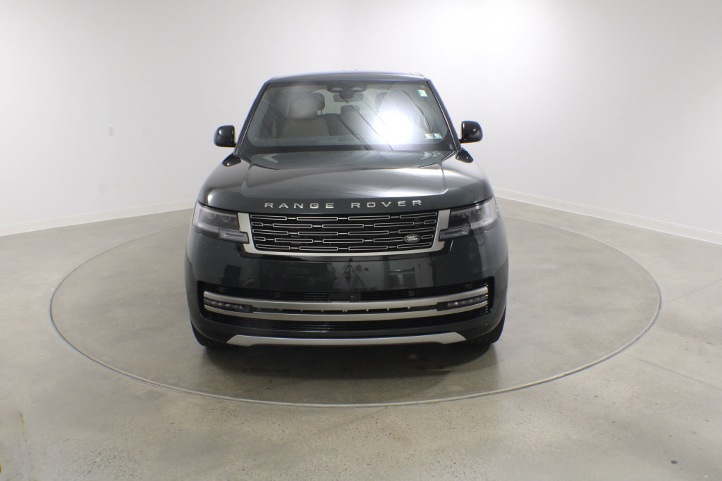 Used 2026 Land Rover Range Rover Long Wheelbase SE AWD/4WD image 9