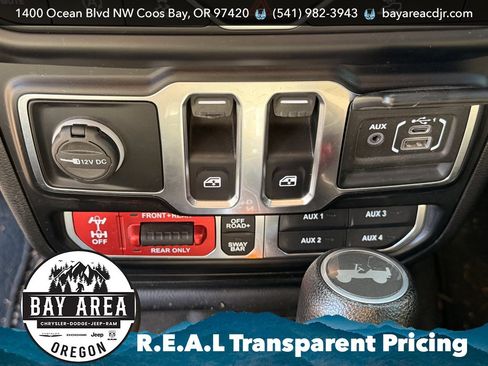 Used 2021 Jeep Wrangler Rubicon w/ Cold Weather Group AWD/4WD image 18
