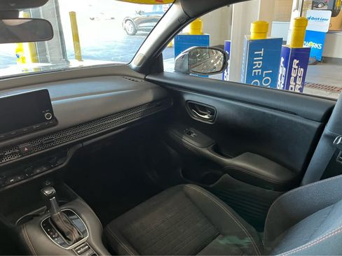 Used 2024 Honda HR-V Sport image 22