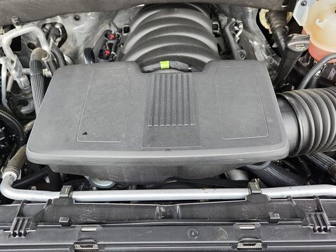 Used 2025 GMC Sierra 1500 SLT image 18