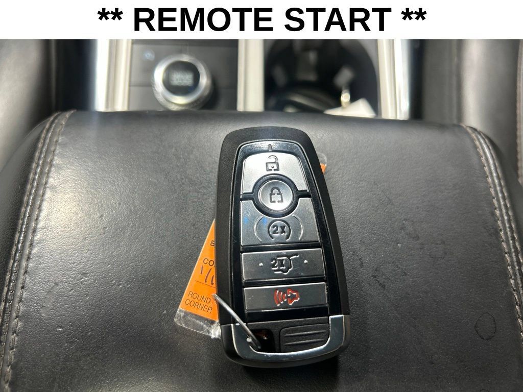 Used 2022 Ford Explorer Platinum w/ Equipment Group 601A AWD/4WD image 19