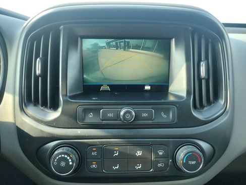 Used 2019 Chevrolet Colorado W/T RWD image 5