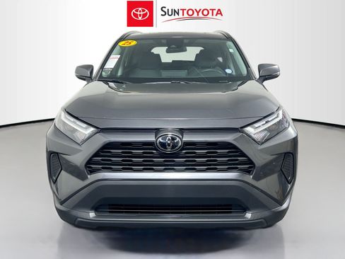 Used 2025 Toyota RAV4 XLE w/ Convenience Package FWD image 10