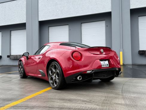 Used 2015 Alfa Romeo 4C Launch Edition w/ Convenience Group image 5