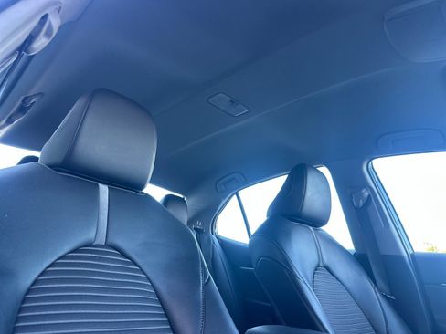 Used 2024 Toyota Camry SE image 15