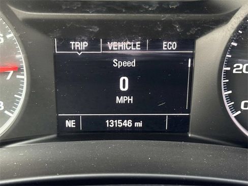 Used 2018 GMC Terrain SLE image 30