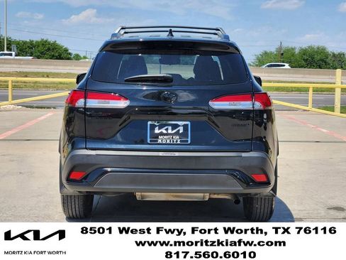Used 2024 Toyota Corolla Cross AWD Hybrid image 5