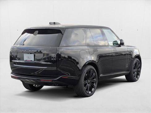 New 2025 Land Rover Range Rover Autobiography image 2