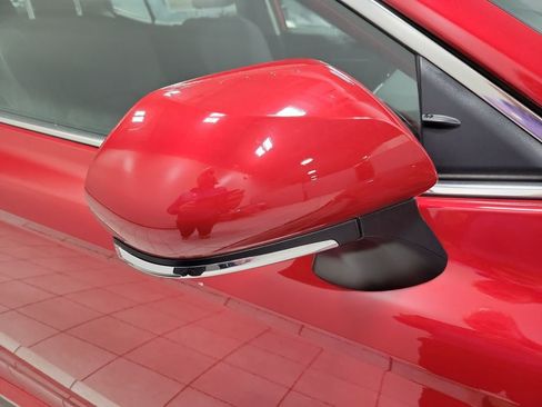 Used 2025 Toyota Camry XLE image 16