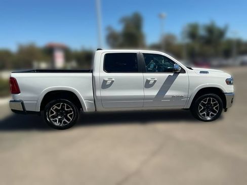 Used 2025 RAM 1500 Laramie AWD/4WD image 10