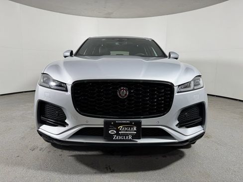 Used 2022 Jaguar F-PACE S image 2