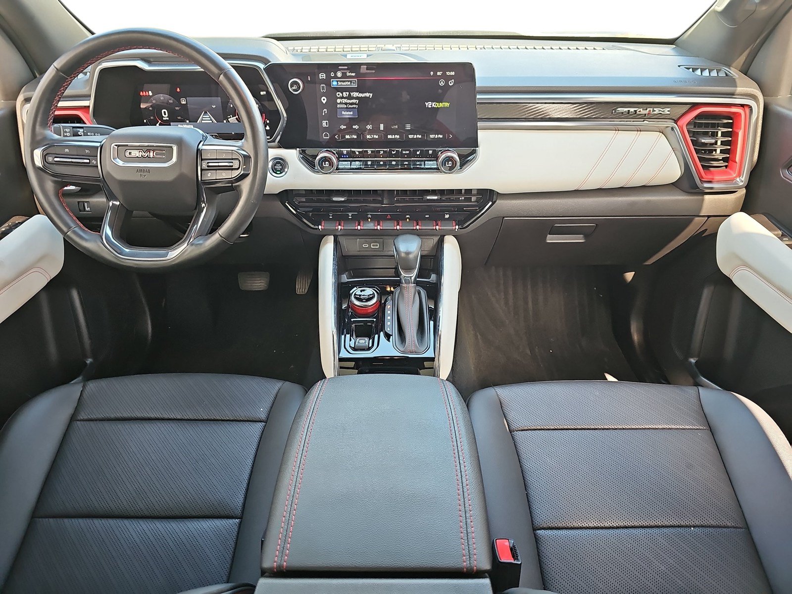 Used 2024 GMC Canyon AT4X AWD/4WD image 9