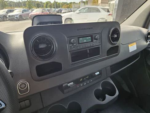 Used 2026 Mercedes-Benz Sprinter 2500 image 18