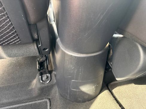 Used 2013 Kia Soul ! FWD image 14