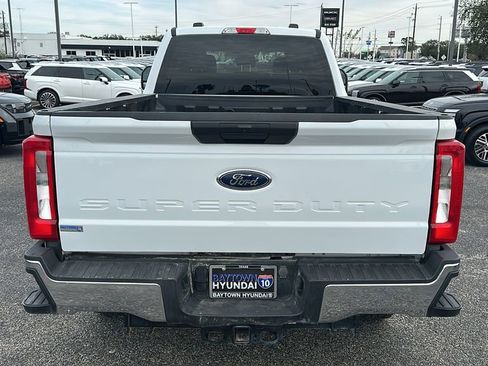 Used 2024 Ford F250 XLT image 12