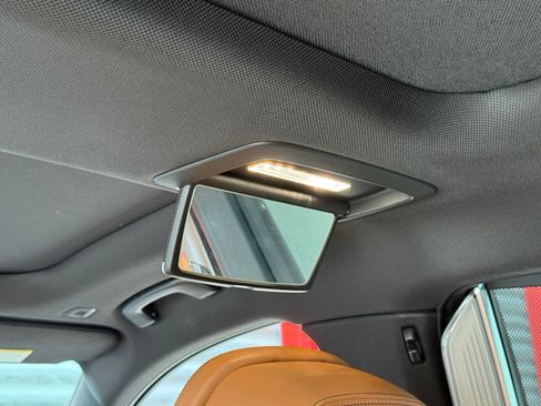 Used 2022 BMW 740i w/ M Sport Package RWD image 43