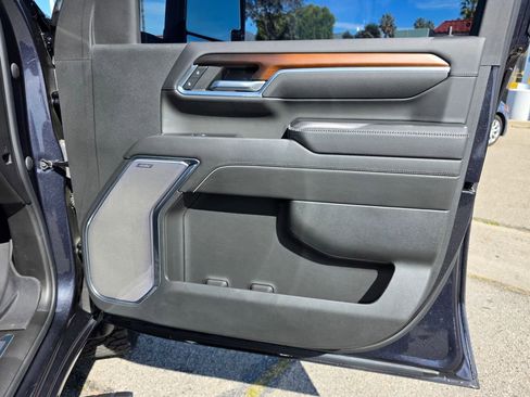 Used 2024 GMC Sierra 2500 Denali w/ Denali Reserve Package image 26