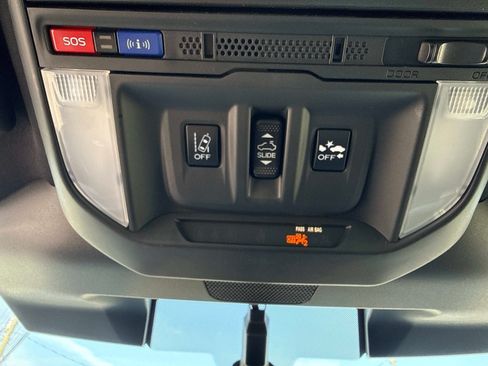 Used 2023 Subaru Forester Wilderness AWD/4WD image 34