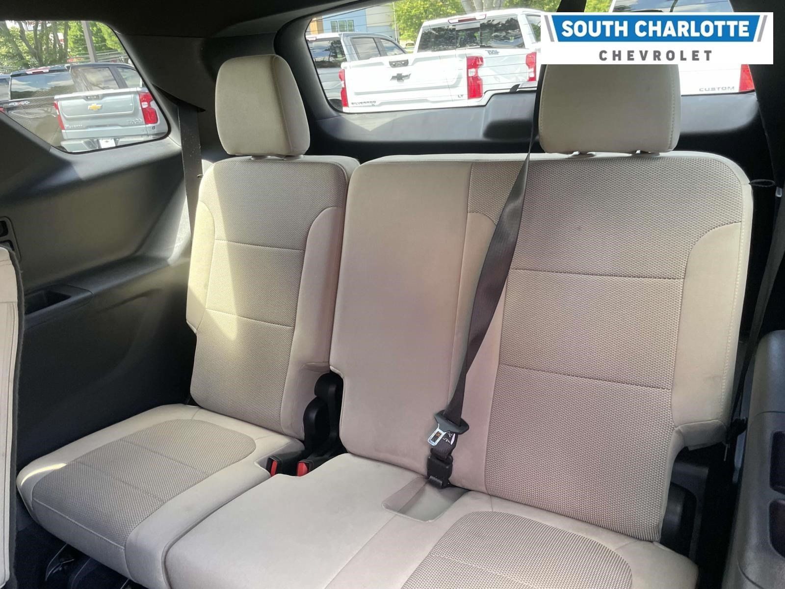 Used 2023 Chevrolet Traverse LS FWD image 11