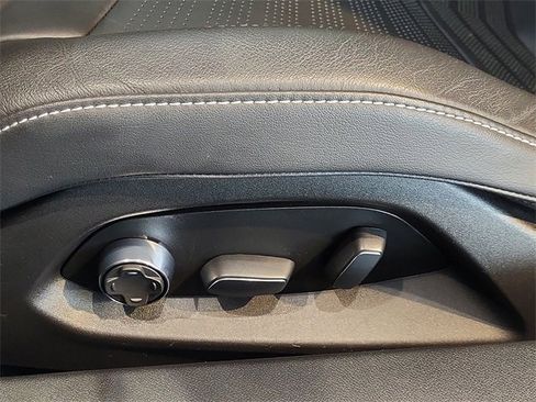 Used 2020 Chevrolet Corvette Stingray Preferred Cpe w/ 2LT Preferred Equipment Group image 9