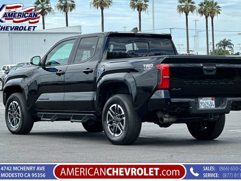 Used 2024 Toyota Tacoma TRD Sport w/ TRD Sport Upgrade Package AWD/4WD image 6