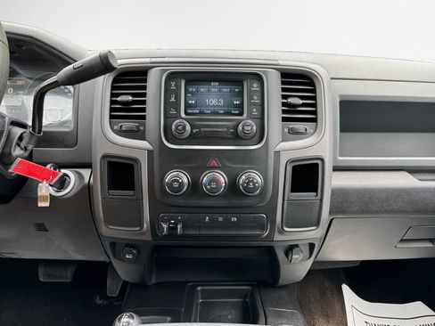 Used 2014 RAM 2500 Tradesman w/ Chrome Appearance Group AWD/4WD image 22
