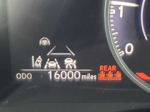 Used 2024 Lexus RX 350 Premium image 25