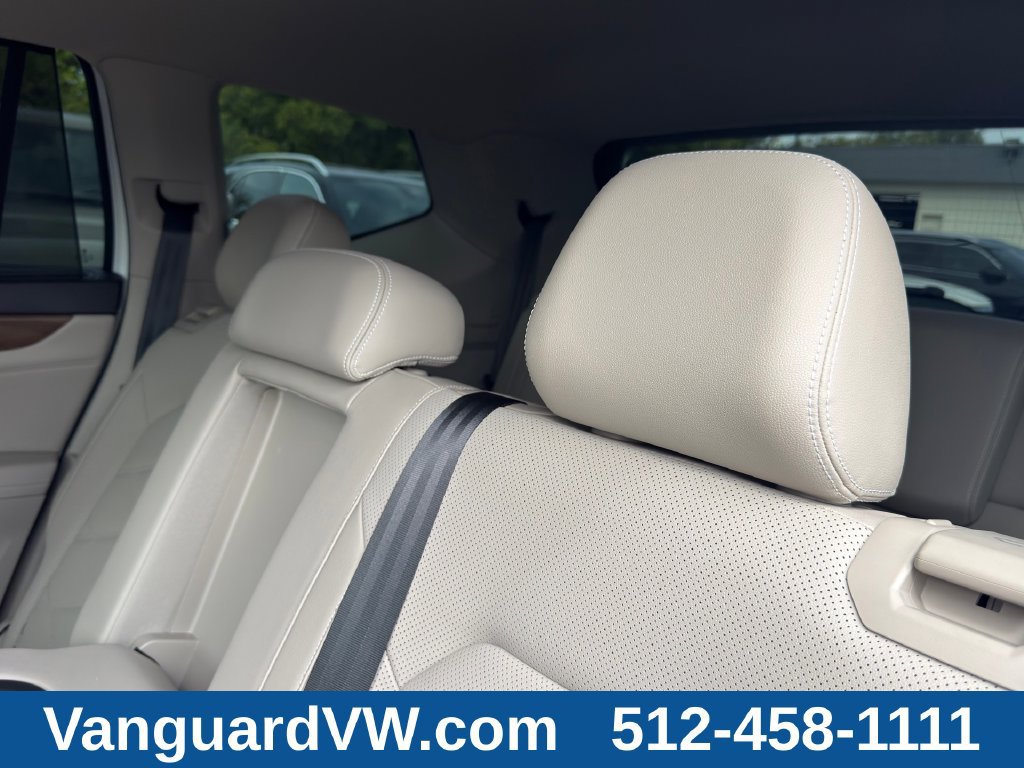 Used 2024 Volkswagen Atlas SE w/ Black Wheel Package FWD image 32
