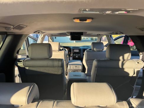 Used 2008 Toyota Sequoia Platinum RWD image 6