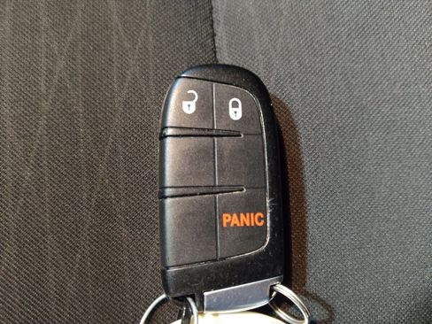 Used 2018 Dodge Durango SXT w/ Quick Order Package 2BB image 32