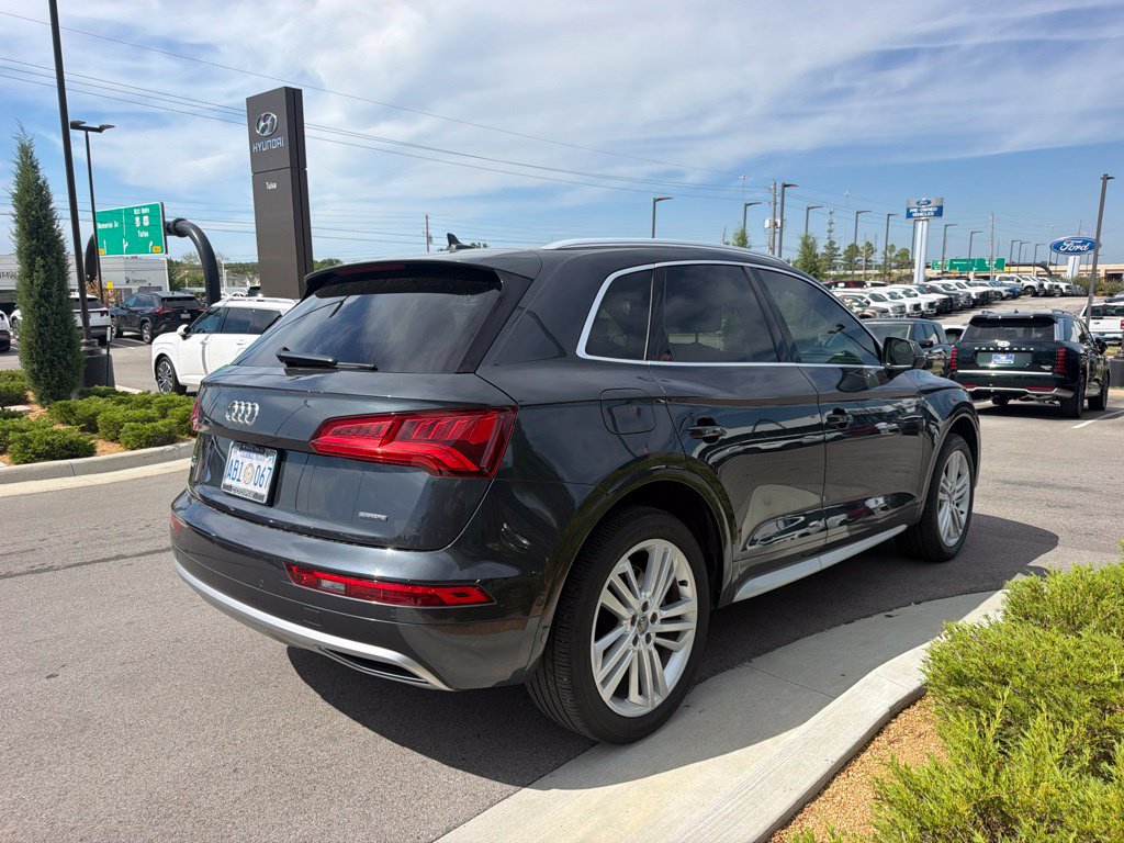 Used 2019 Audi Q5 Prestige w/ Prestige Package AWD/4WD image 4