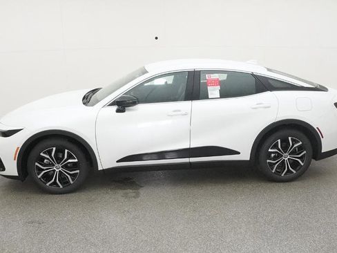 New 2026 Toyota Crown XLE image 69