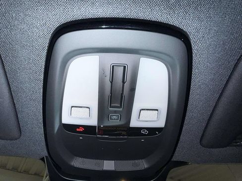 Used 2023 Volvo XC40 Recharge Ultimate w/ Protection Package Premier AWD/4WD image 26