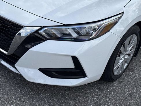 Certified 2022 Nissan Sentra S image 10